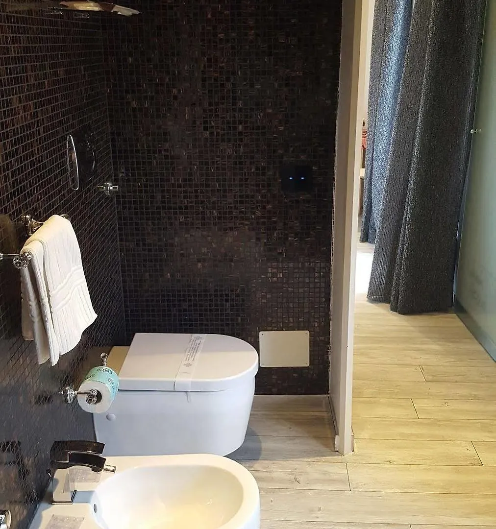 Konukevi Esedra Relais Otel Roma